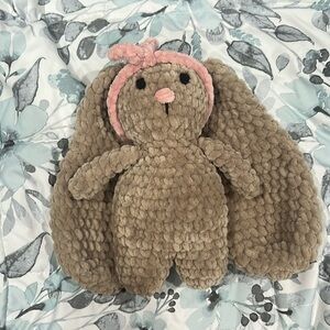 Bunny (Sm: 25cm x 23cm)